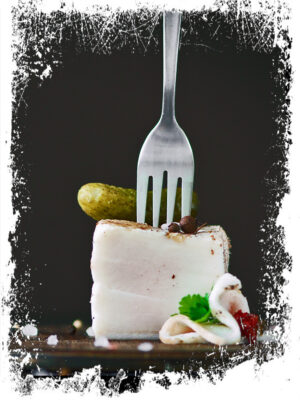 ШКВАРКА Сало традиційне солене зі спеціями 270 г